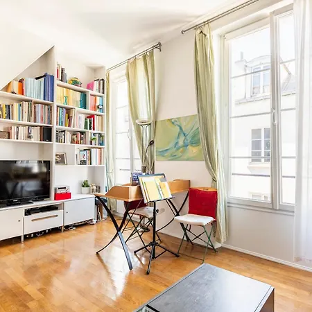 De Charme - Marais - Centre Apartment